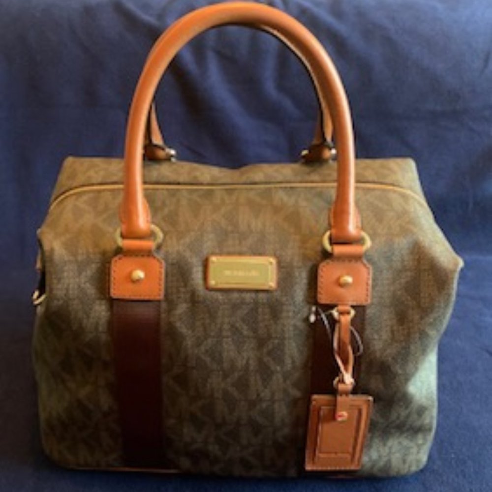 NWT Michael Kors Jet Set Travel- Large Weekender